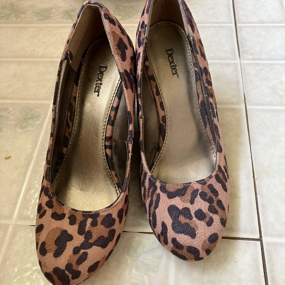 Dexter Exotic Kylie Leopard Print Faux Suede Wedges 91 341-04 - Picture 1 of 5